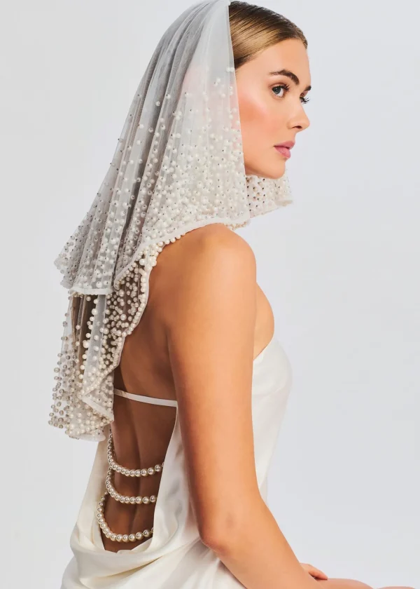 Bachelorette Party*Retrofete Bridgette Pearl Veil White