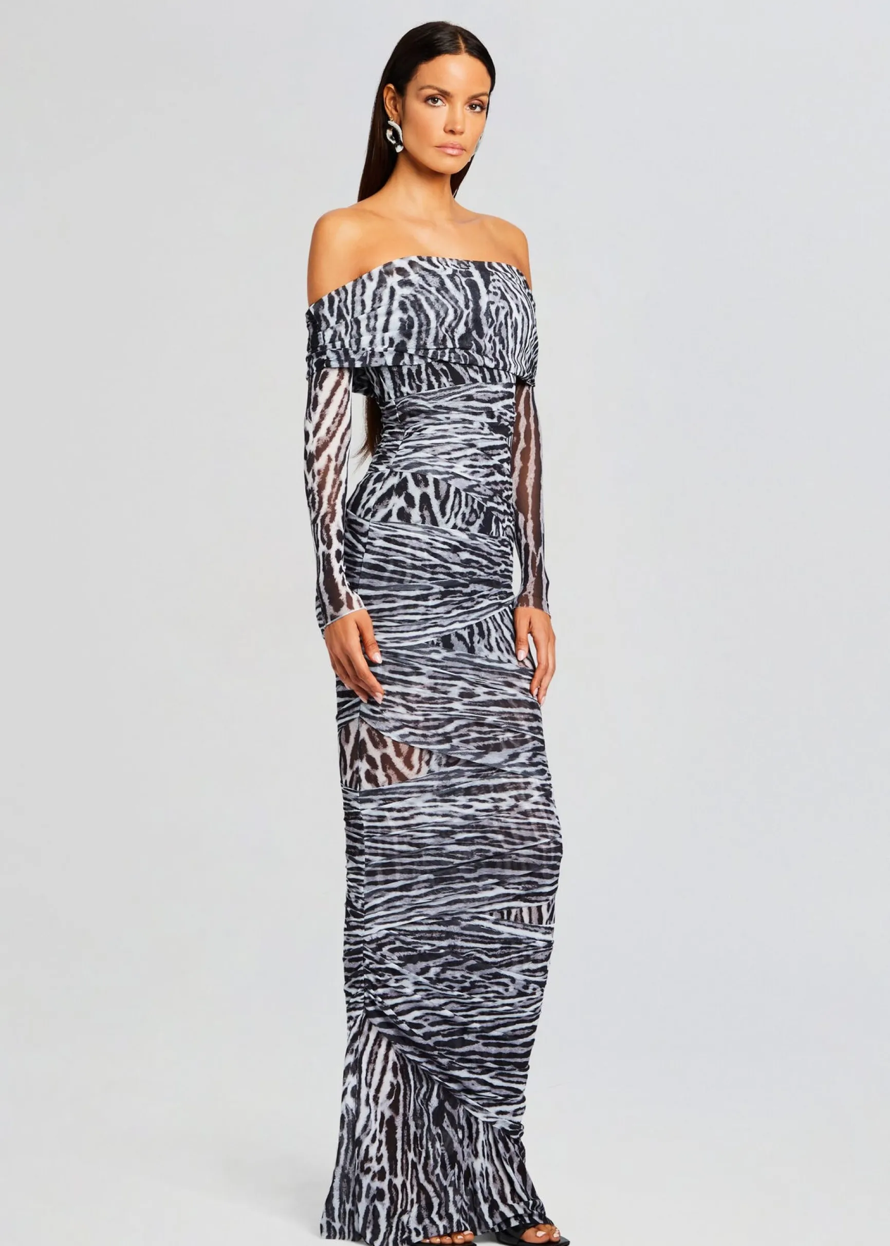 chanda_gown_2.webp Guest Of*Retrofete Chanda Gown Grey Ocelot