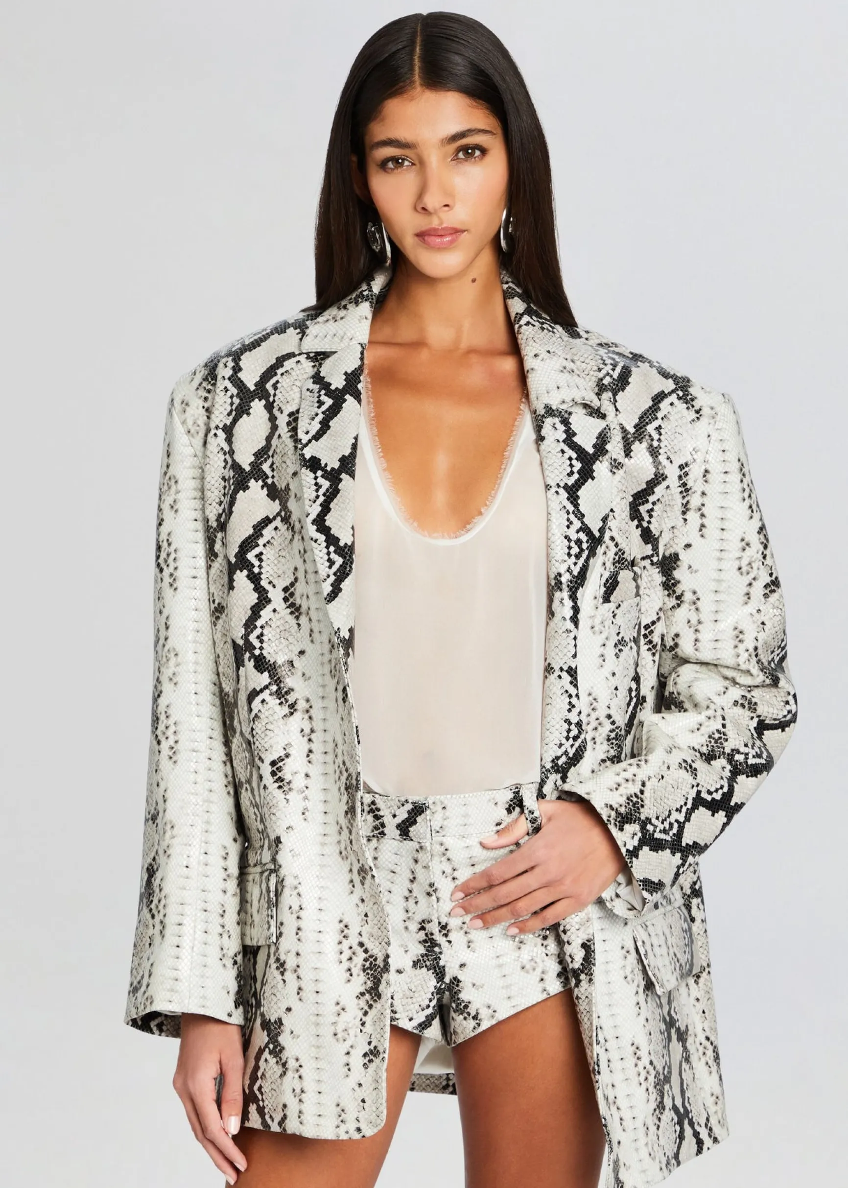 chloe_leather_blazer_3.webp RETROFÊTE*Retrofete Chloe Leather Blazer Neutral Snake