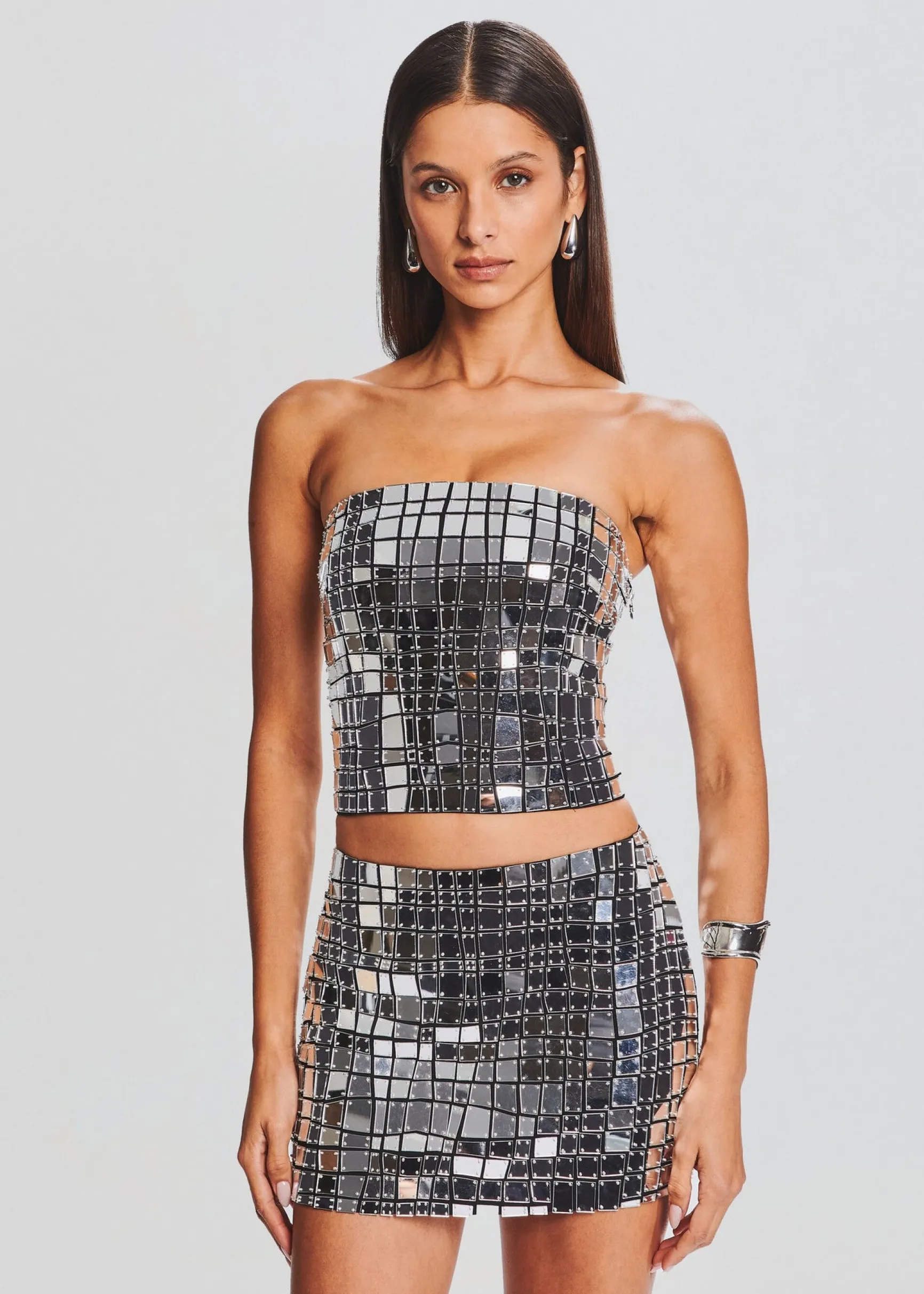 daniella_top_0.webp Guest Of*Retrofete Daniella Top Black/Silver