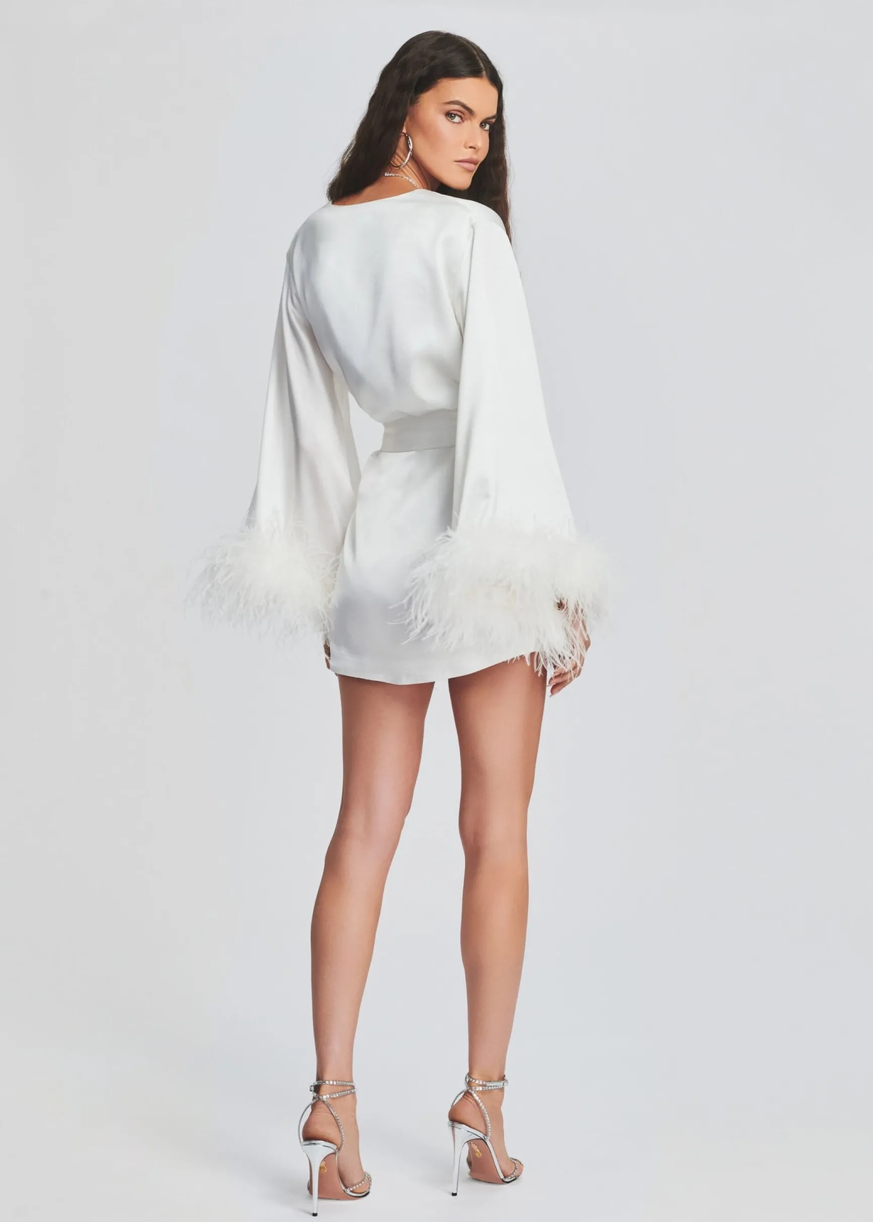 eva_feather_robe_3-1.webp Rehearsal Dinner*Retrofete Eva Feather Robe White