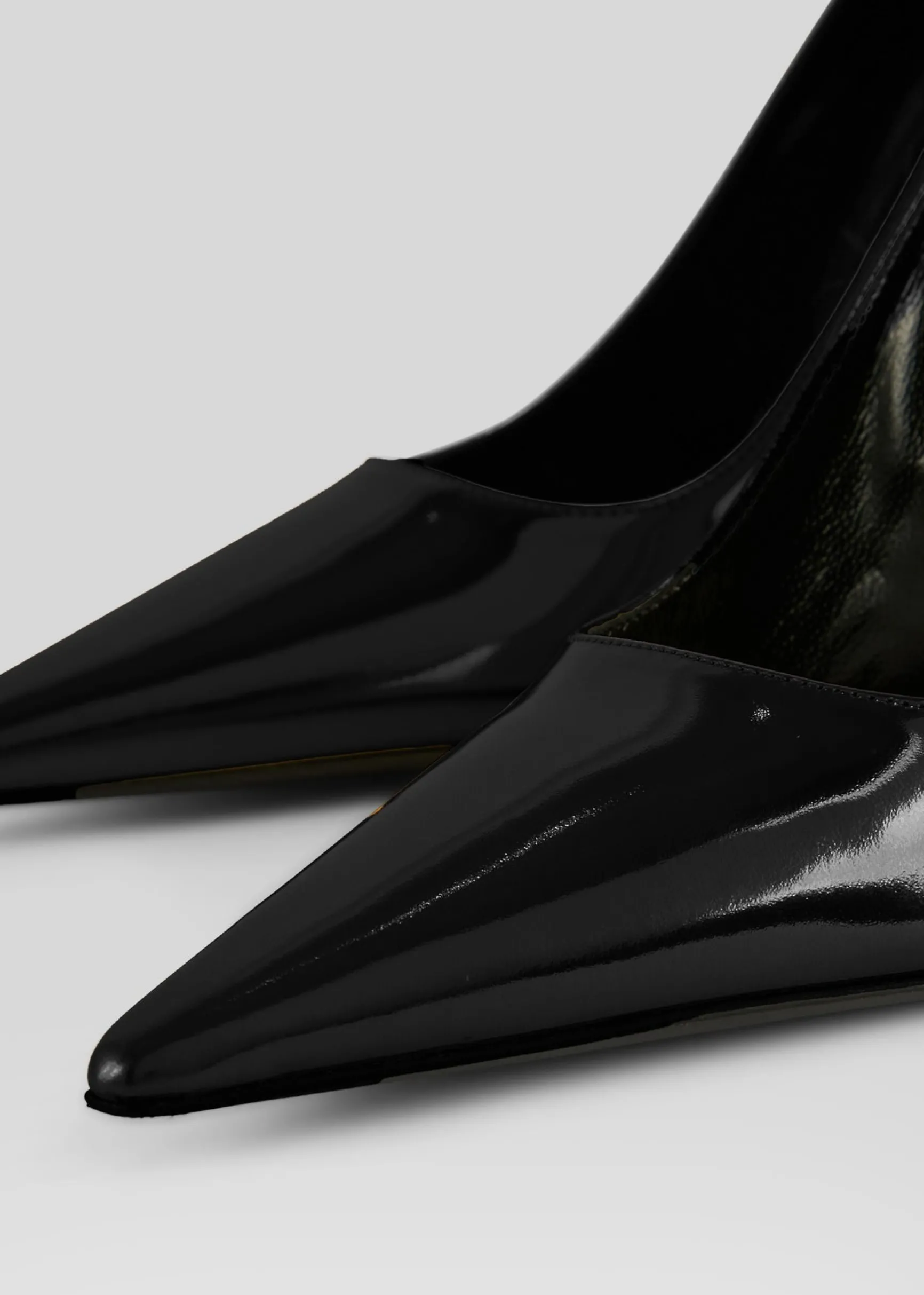 jasmine_heel_3-6.webp Day to Night*Retrofete Jasmine Heel Black