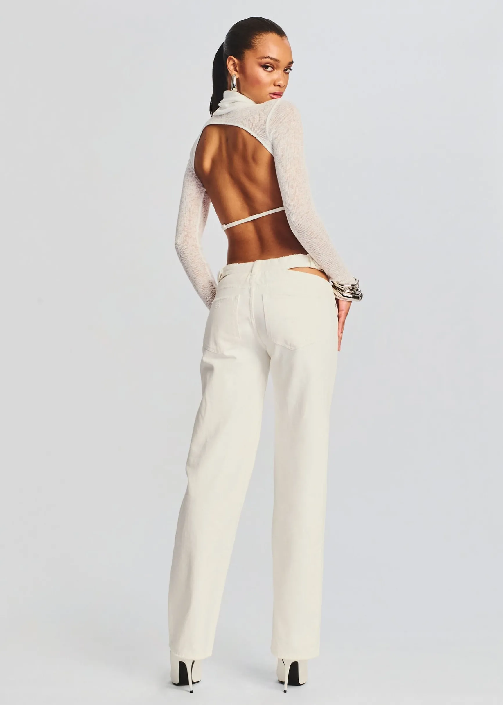 julie_crop_long_sleeve_to_1.webp Honeymoon Looks*Retrofete Julie Crop Long Sleeve Top White
