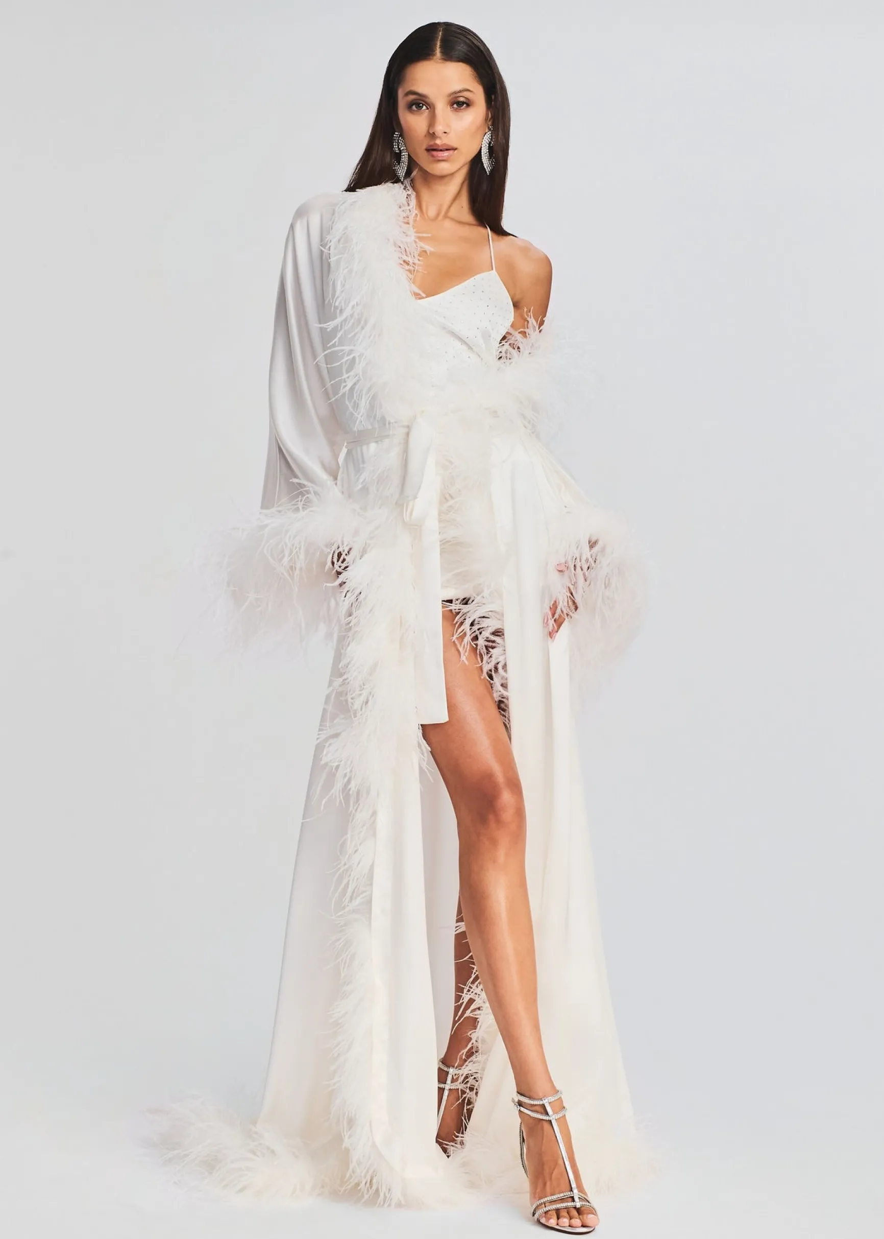 juno_feather_robe_1.webp Bachelorette Party*Retrofete Juno Feather Robe White