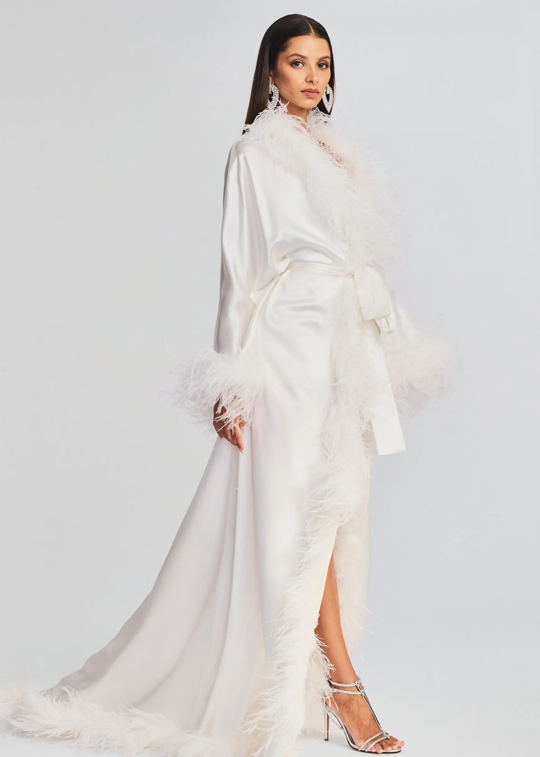 juno_feather_robe_2.webp Bachelorette Party*Retrofete Juno Feather Robe White