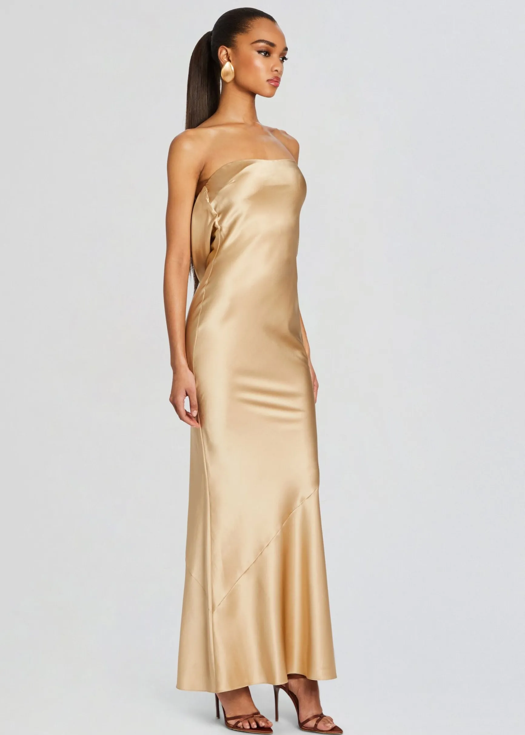 keaton_silk_dress_2-13.webp RETROFÊTE*Retrofete Keaton Silk Dress Nude