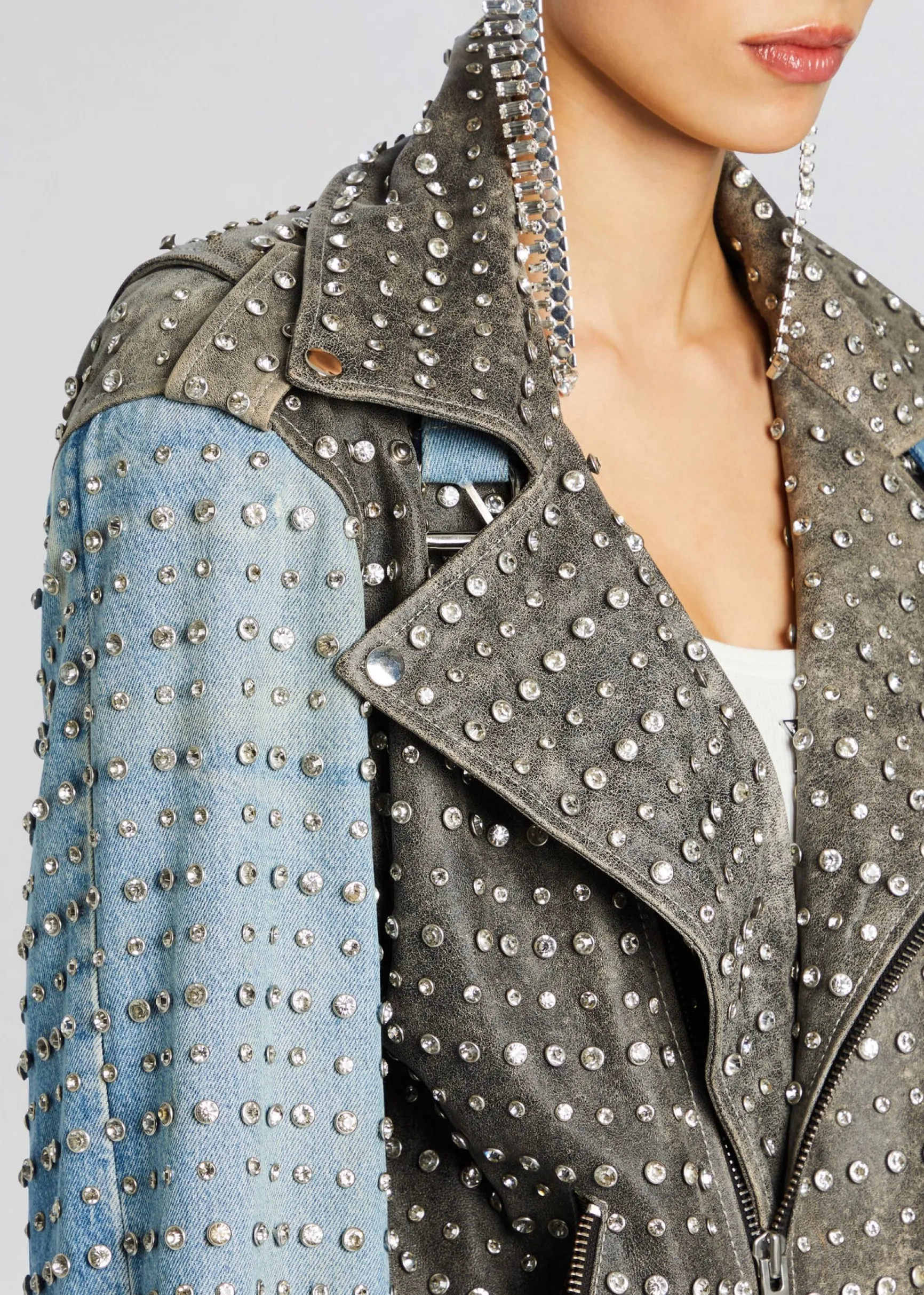rebel_embellished_leather_1.webp RETROFÊTE*Retrofete Rebel Embellished Leather Jacket Tangier/Silver