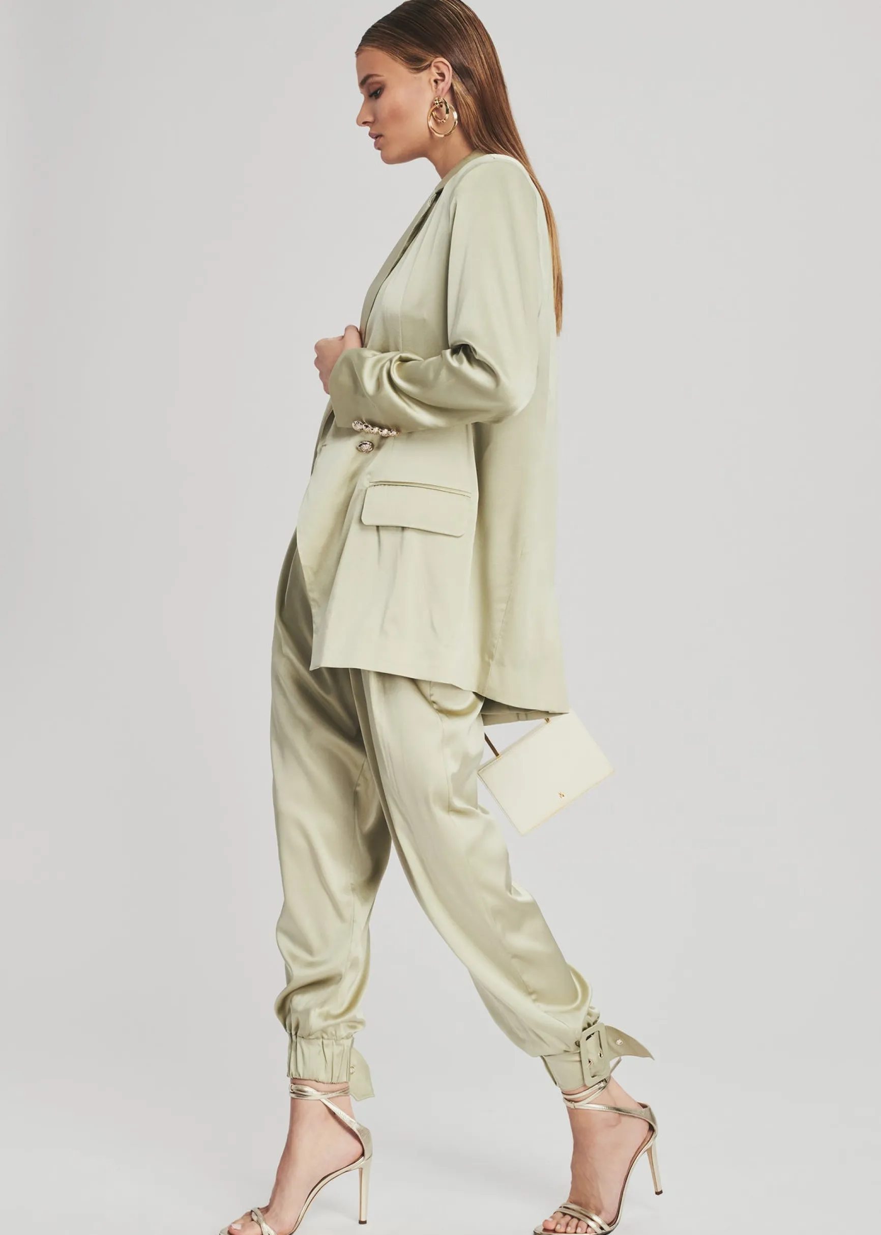 rocky_silk_pant_2.webp RETROFÊTE*Retrofete Rocky Silk Pant Sage