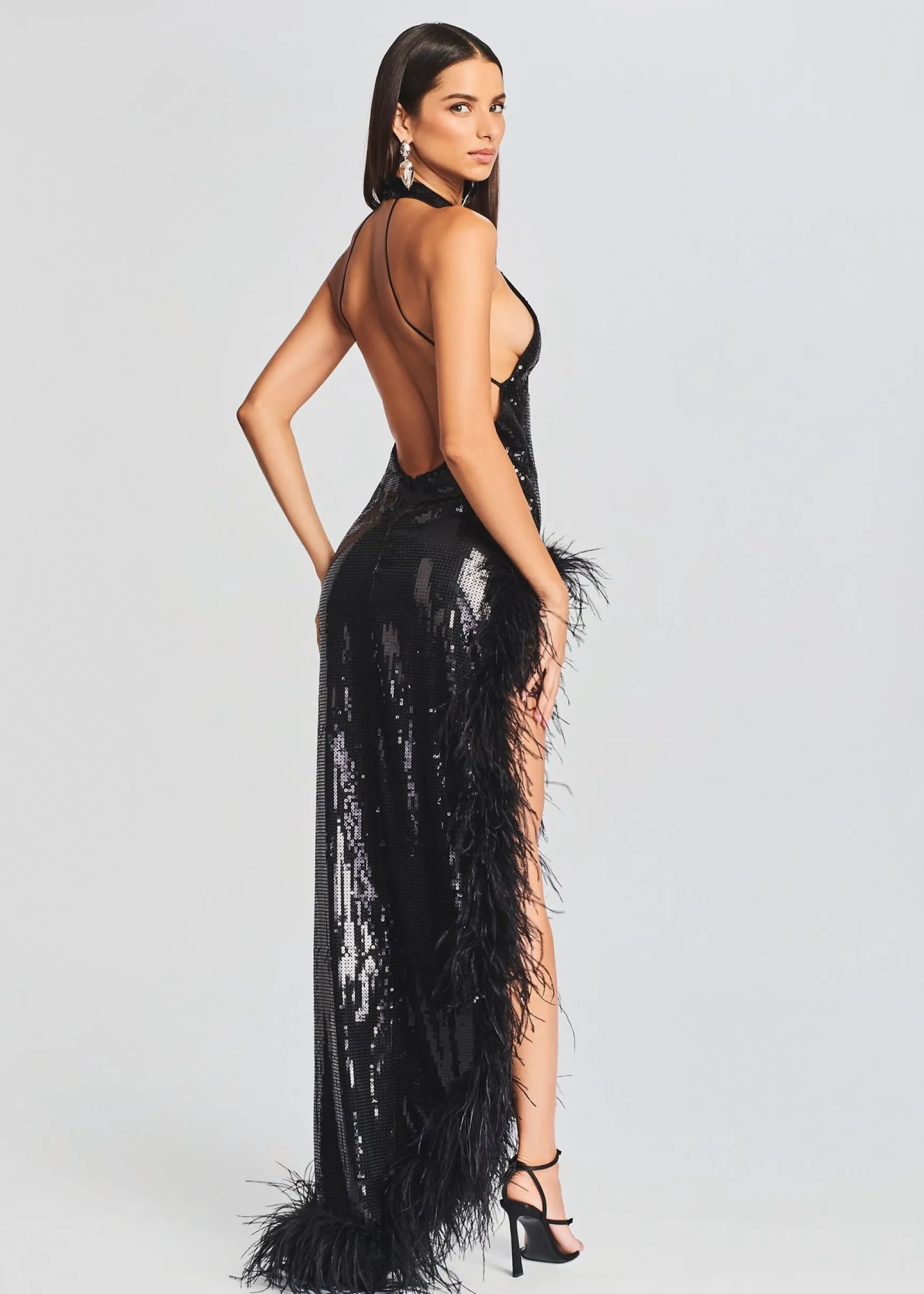 vixen_sequin_feather_dres_3-6.webp RETROFÊTE*Retrofete Vixen Sequin Feather Dress Black