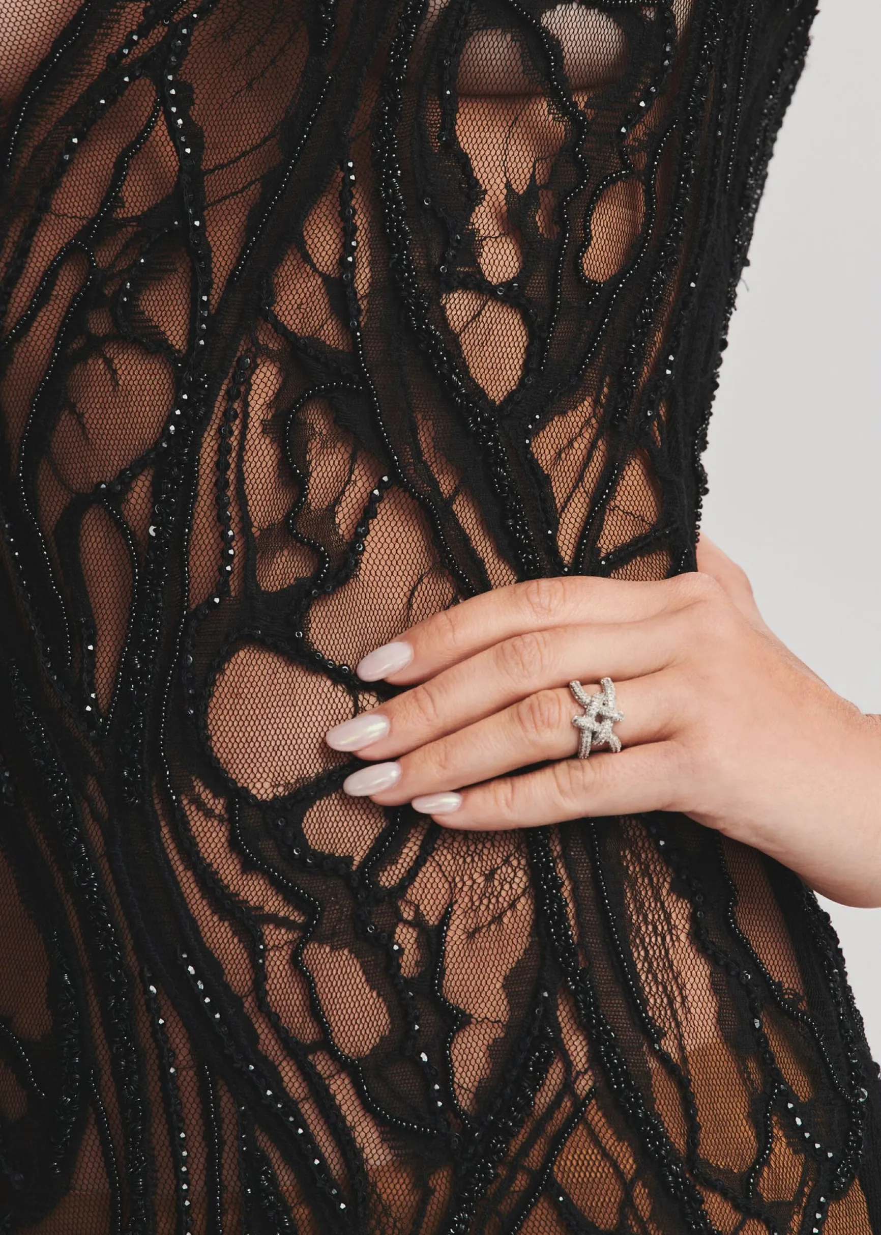 winnie_embellished_lace_d_1-1.webp RETROFÊTE*Retrofete Winnie Embellished Lace Dress Black